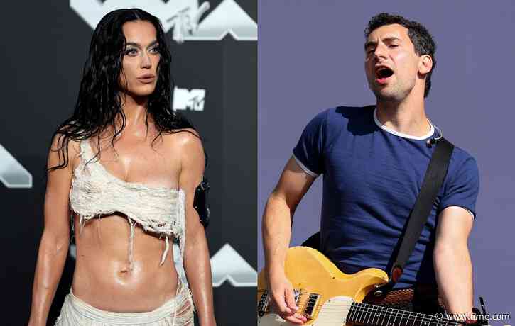 Here’s Jack Antonoff’s tongue-in-cheek response to claims he wore Airpods during Katy Perry’s VMAs performance 