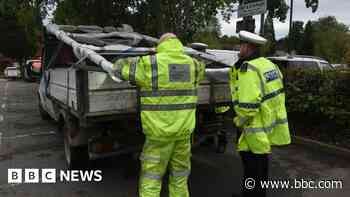 Checks in national park 'blighted' by fly-tipping