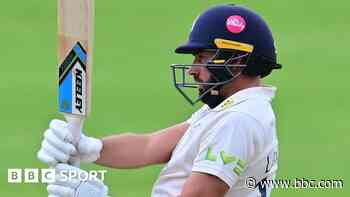 Kent maintain survival hopes with Hampshire draw