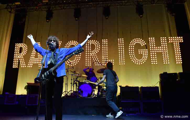 Check out Razorlight’s catchy new single ‘Zombie Love’