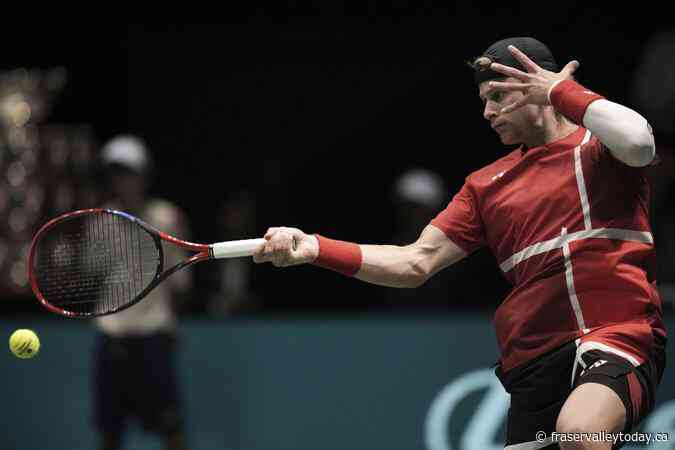 Argentina reaches Davis Cup Final after tense win over Finland