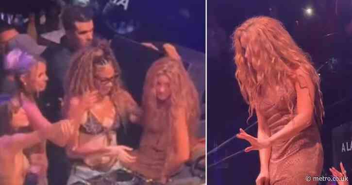 Shakira leaves stage abruptly mid-dance causing concern from worried fans