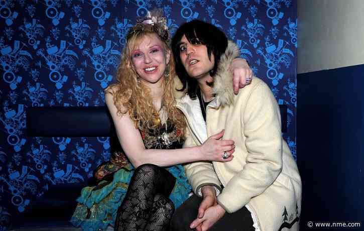 Noel Fielding reflects on “partying” days with Courtney Love in 2000s