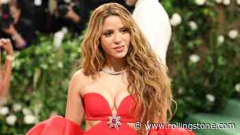 Shakira Walks Off Stage After Scolding Rude Clubgoer for Trying to Film Up Her Dress