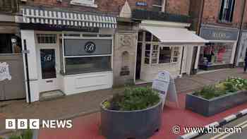 Cafe could be extended into neighbouring shop