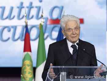 Mattarella inaugura l'anno scolastico. Bullismo, integrazione e tecnologia al centro del suo discorso