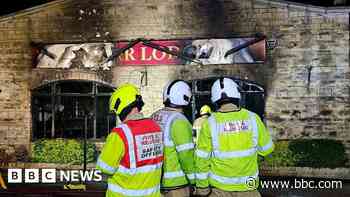 Pub destroyed in early morning blaze