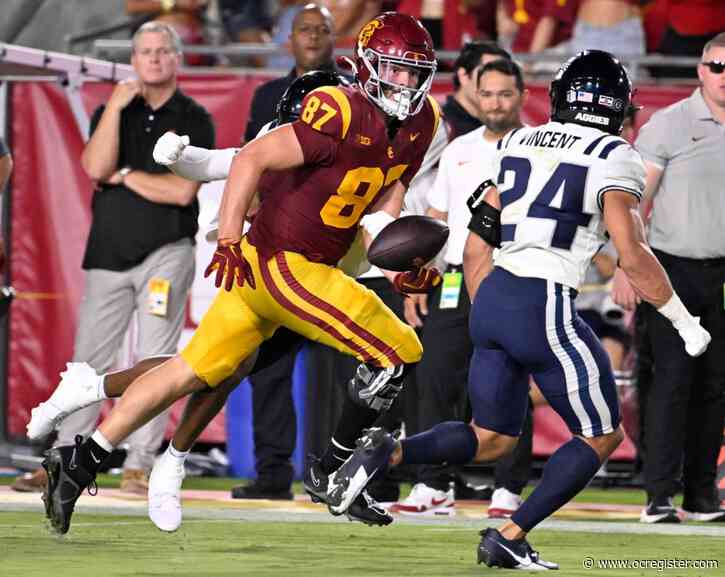 USC bye-week takeaways: Tight ends flourish, and Anthony Lucas is a ‘game-wrecker’