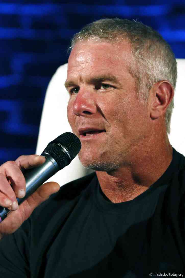 Favre loses another round in lawsuit agaisnt ex-talk show host