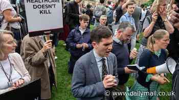 Silent prayer outside abortion clinics faces ban as buffer zones come into effect at end of October