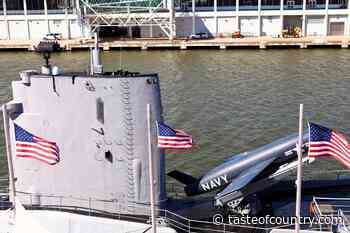 Navy Makes Military History With First Coed Submarine