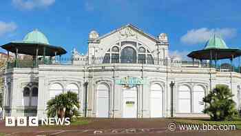 Council urged to save Pavilion from vandals