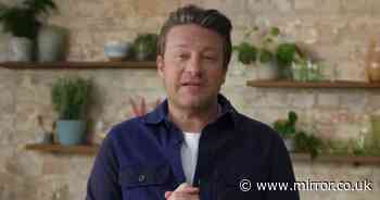 'Game changing' ingredient Jamie Oliver uses in 'amazing' garlic chicken recipe