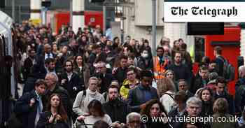 Train drivers accept pay deal as Starmer caves in to union?s demands