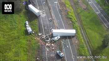 Prime minister urged to chip in $1b to fix 'broken' highway as death toll rises