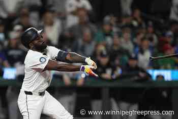 A flying bat and a baserunning mistake cost Mariners chance to make up ground in playoff race