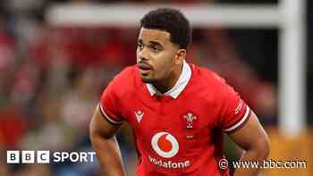 Wales' Thomas relaxed over club v country position split