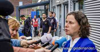 Minister Faber schittert door afwezigheid in eigen ‘asielcrisis’: ‘Ik ken geen burgemeester die door haar gebeld is’