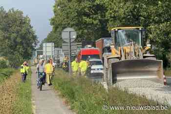 Lading grind zorgt voor traag verkeer op N16 richting Willebroek: hulpdiensten maken weg vrij