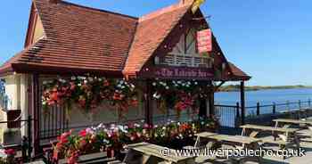 'Smallest' pub with stunning lakeside views where you can watch the sunset