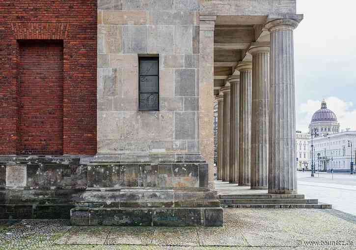 Straßen und Plätze
 - Gesprächsrunde und Ausstellung in Berlin