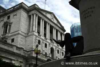 Bank Of England Freezes Rate After Jumbo US Cut