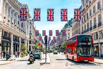 UK's busiest shopping areas set to be pedestrianised under Mayor's new rule