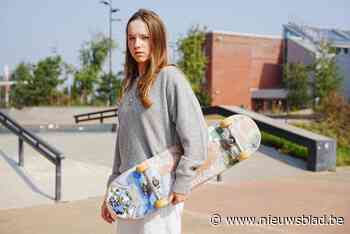 Ella (16) neemt dit weekend deel aan wereldbeker skateboarden: “Ik moet me soms bewijzen tegenover de jongens, maar ik laat me niet doen”