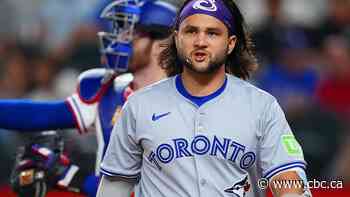 Broken finger adds to injury-plagued season for Blue Jays' Bichette