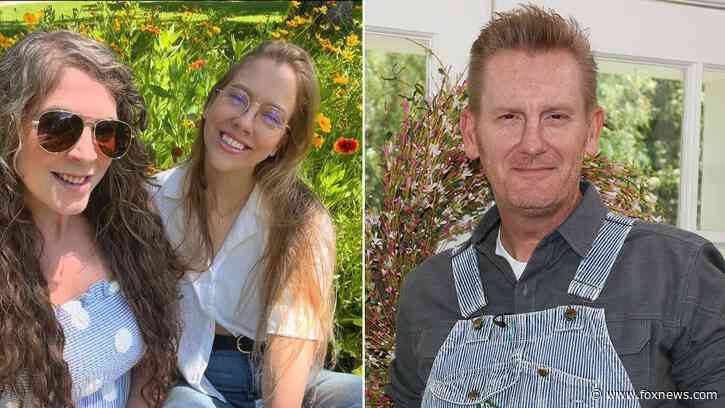 Rory Feek tried to visit daughters amid family rift but they refused to speak to him: 'We're at an impasse'