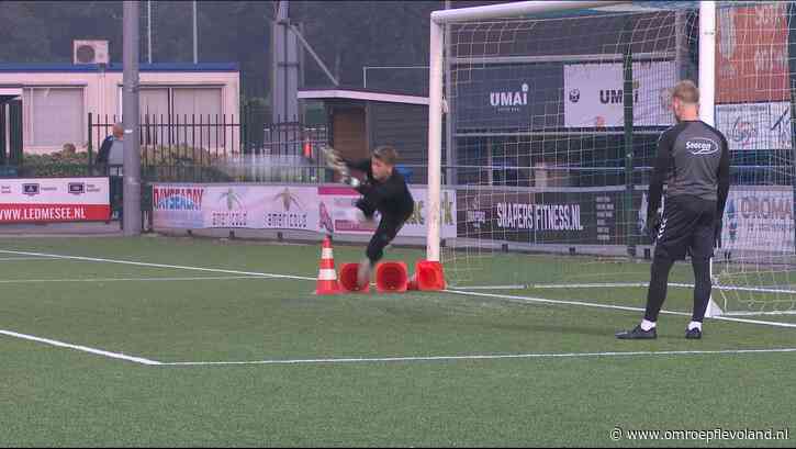 Urk - SV Urk-doelman Auke Kaptijn wil zijn plek niet meer afstaan