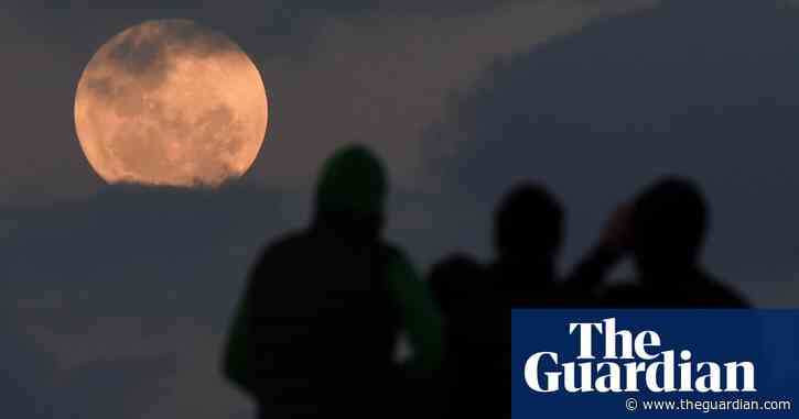 September Supermoon: the best place and time to see tonight’s bigger and brighter full moon