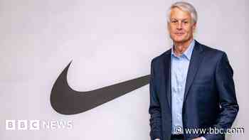 Nike boss steps down as company veteran returns