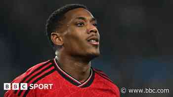 Former Man Utd forward Martial joins AEK Athens