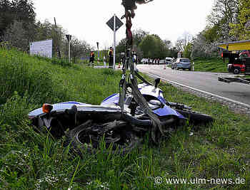 Motorradfahrer stirbt noch an der Unfallstelle