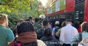 Bus passengers forced to stand on crammed top deck during Northern line closure