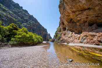 Tributes paid to British hikers who died on Spanish island of Majorca