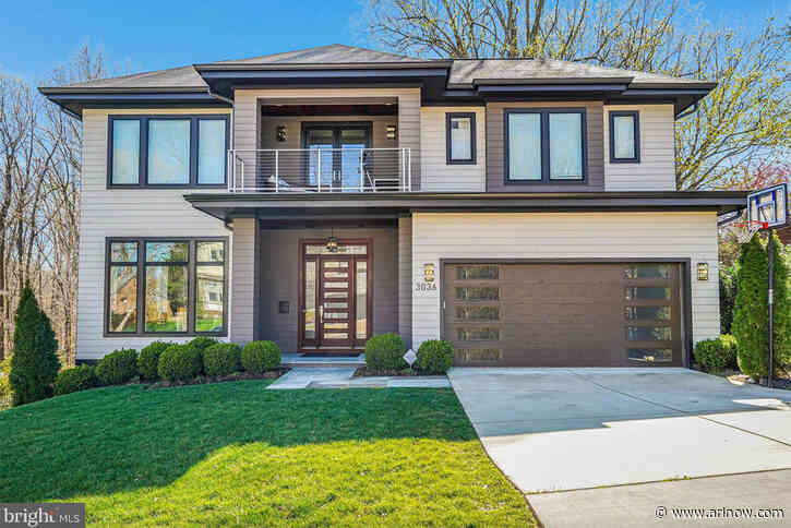 Open houses this weekend: Modern living in Bellevue Forest, with an assumable loan