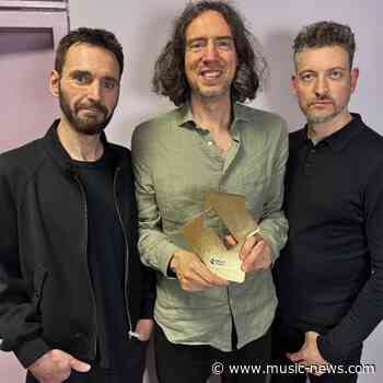 Snow Patrol earn first Number 1 album in 18 years with 'The Forest Is The Path'