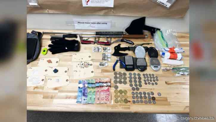 Traffic stop of cyclist leads to seizure of drugs, weapons and cash by Lethbridge police