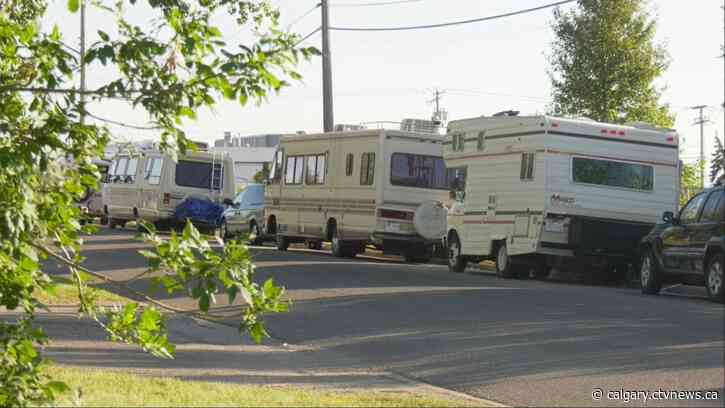 Calgary motorhome dwellers get temporary extension as housing crisis continues