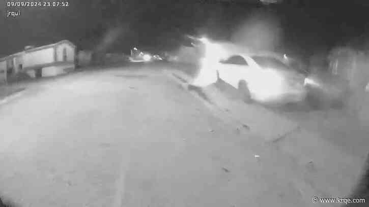 VIDEO: Woman rams into Española police car