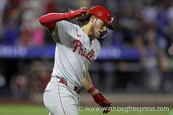 Phillies clinch 3rd straight playoff berth and close in on NL East title