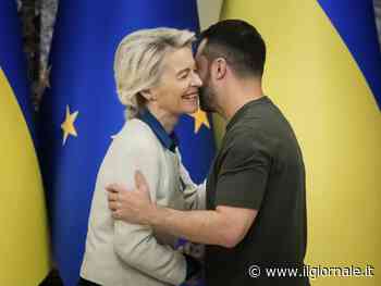 Ursula porta soldi a Kiev. Zelensky: "Aiuto alla pace"