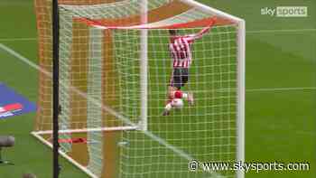 'How cool is that?!' | Teenager Rigg's AUDACIOUS backheel gives Sunderland lead