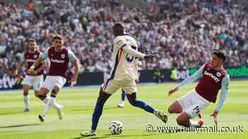 Joe Cole slams West Ham's 'criminal' defending in first half against Chelsea as Julen Lopetegui's side endure nightmare start in London derby