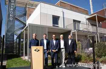 Landwirtschaftsminister Özdemir besucht GROPYUS‘ Smart Factory in Richen in Baden-Württemberg