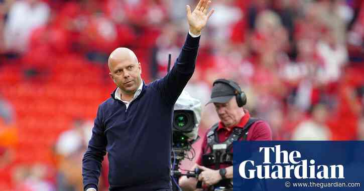 'Maybe you are a better player than I was': Arne Slot backs Núñez after Liverpool win – video