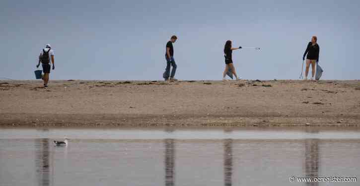 Many hands make California Coastal Cleanup Day a success