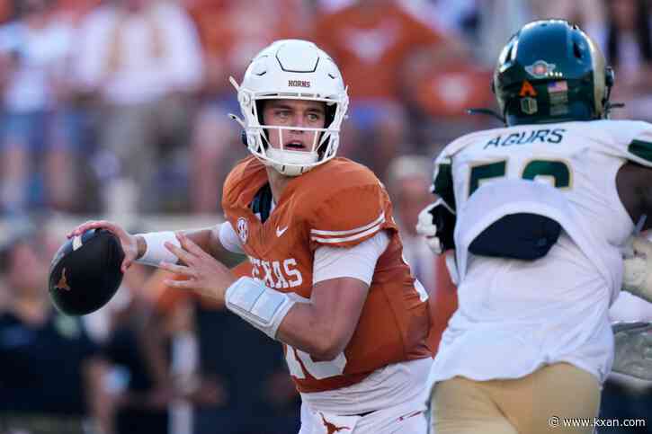 ULM vs. Texas: Longhorns lead Warhawks 28-3 at halftime, Manning with 2 TDs, 2 INTs